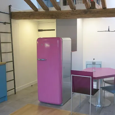 Marais Beaubourg Apartment Paris