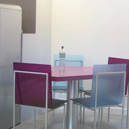 Marais Beaubourg Apartment Paris