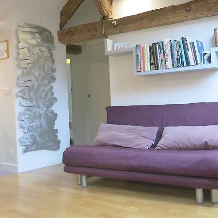 Apartment Marais Beaubourg *